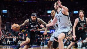 Spurs Extend Historic Win Streak in Overtime Thriller vs Raptors
